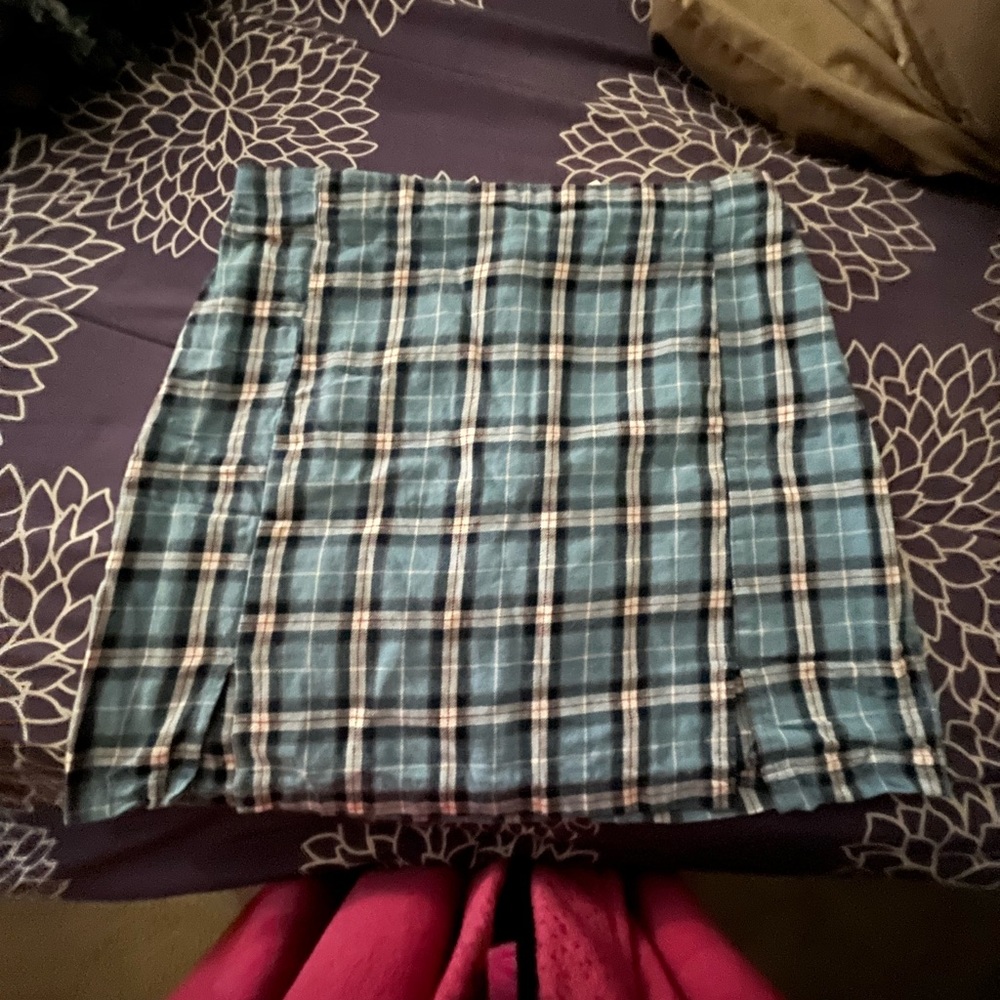 Romwe Plaid Skirt!